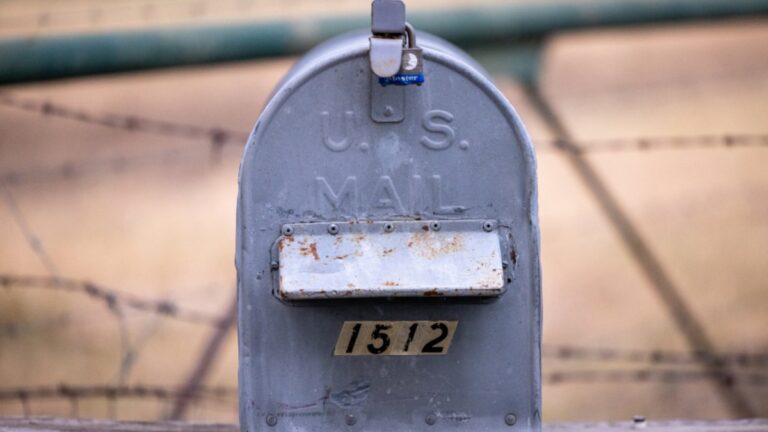 sr22 mailbox letters bills